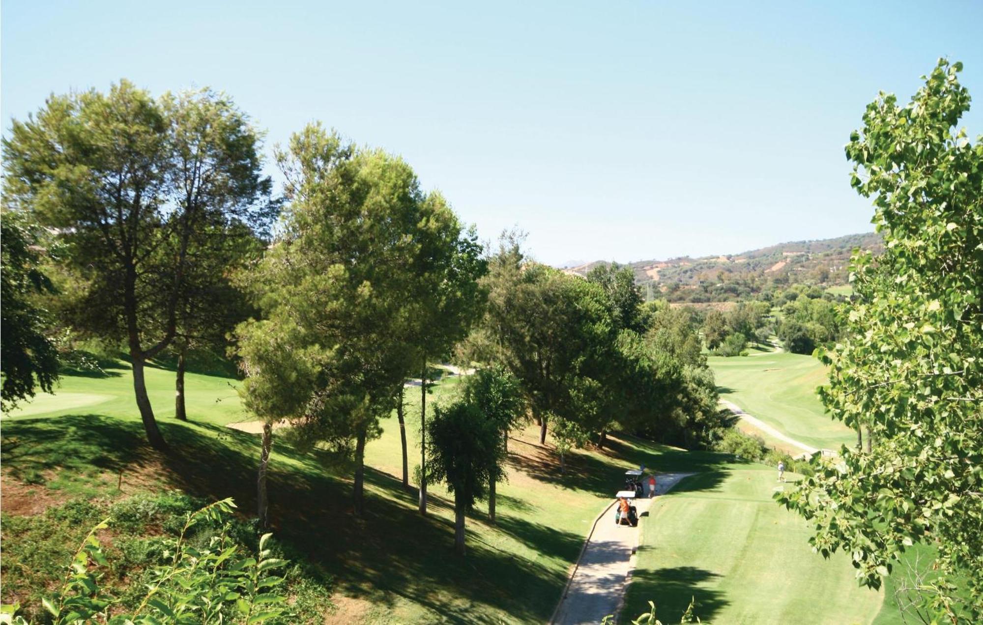 Beautiful Apartment In Marbella-Elviria Ngoại thất bức ảnh